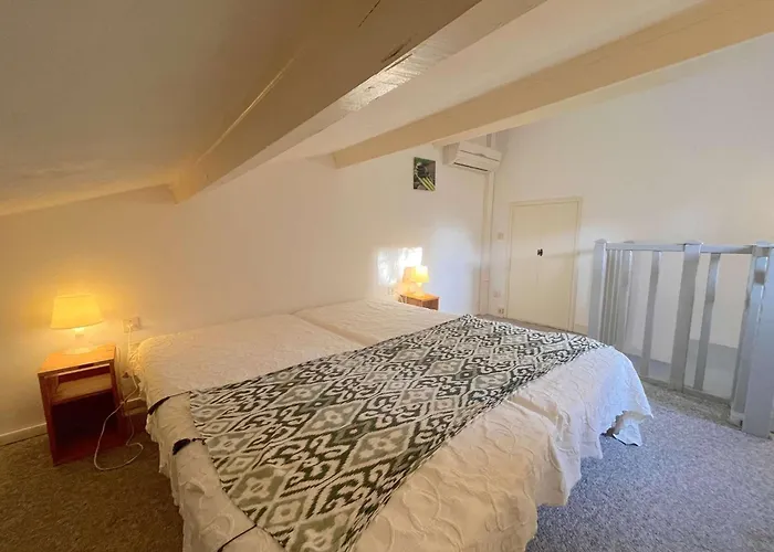 Mezzanine Avec Jardin Privatif, Parking Et Clim - Saint-raphael - Fr-1-226a-81 Lejlighed *